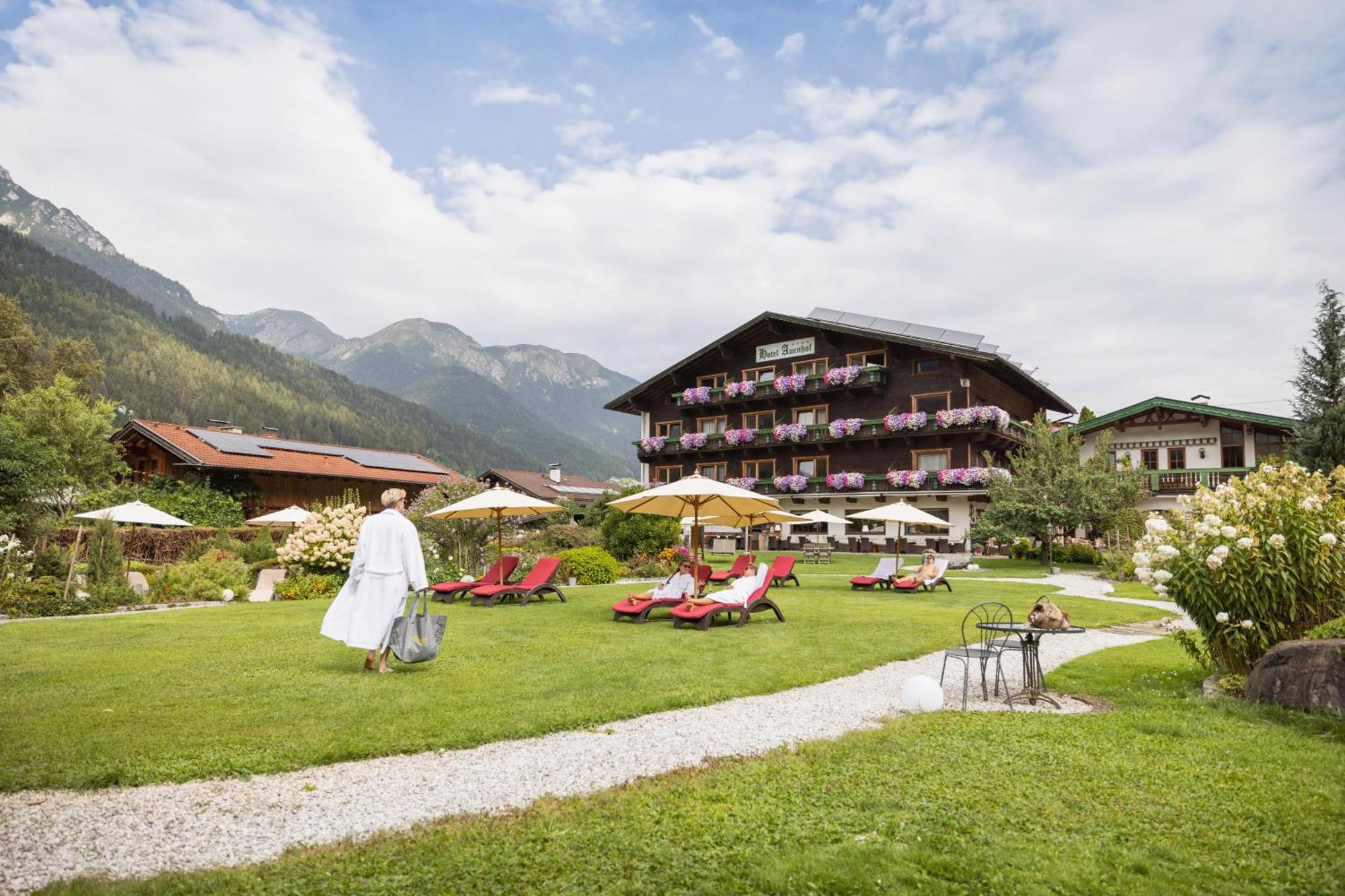 Familien- & Vitalhotel Auenhof فلبمس المظهر الخارجي الصورة