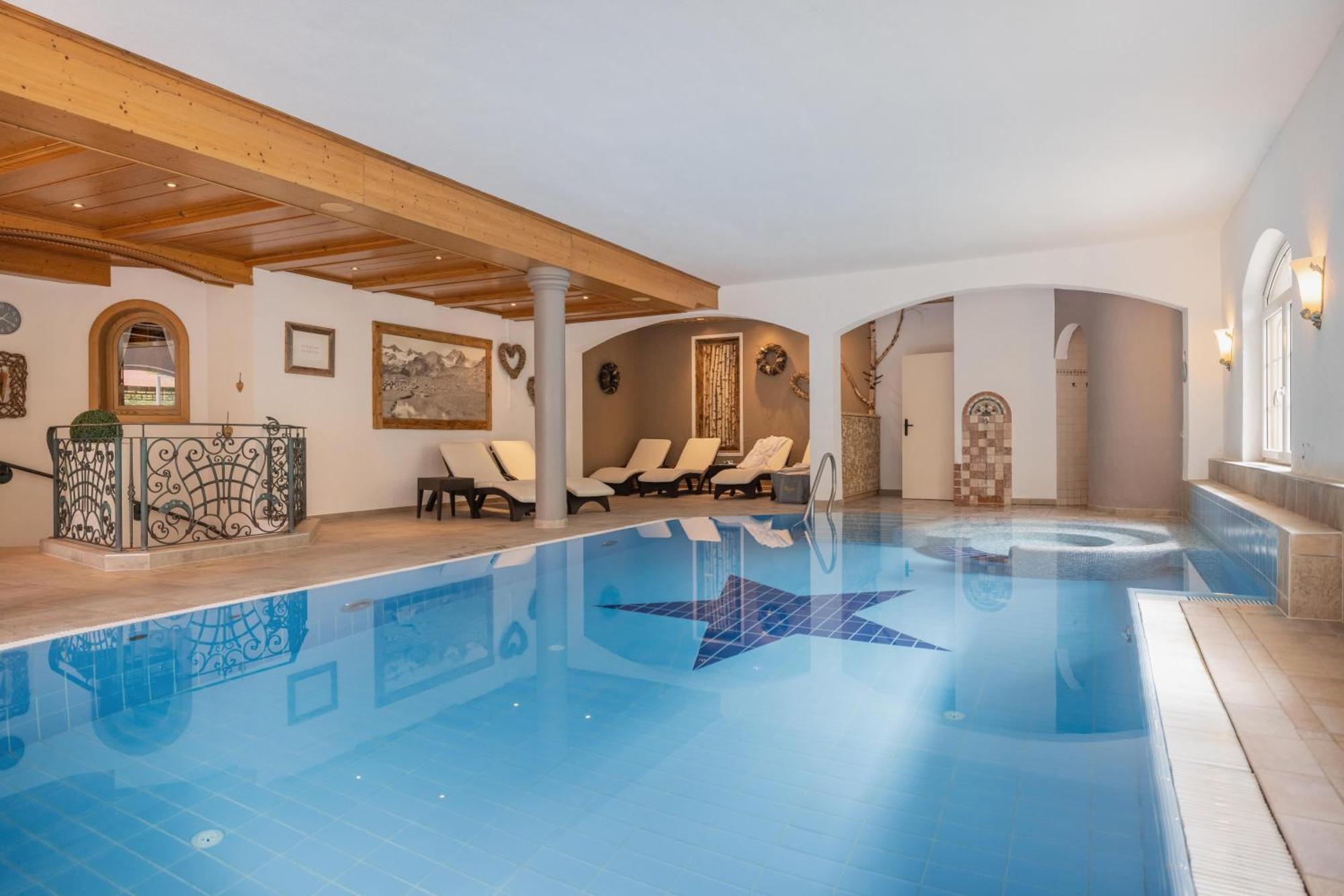 Familien- & Vitalhotel Auenhof فلبمس المظهر الخارجي الصورة