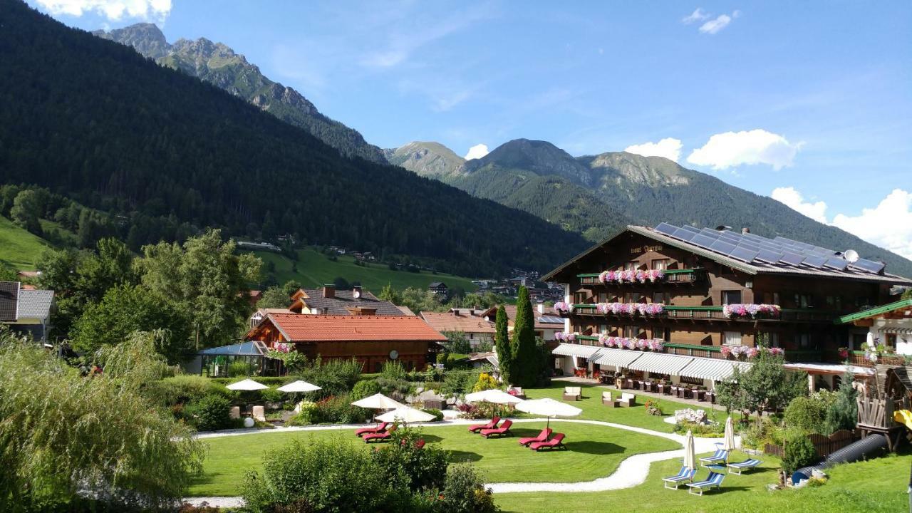 Familien- & Vitalhotel Auenhof فلبمس المظهر الخارجي الصورة